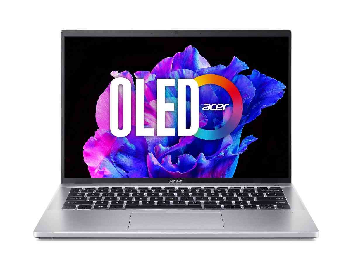 Acer Swift Go 14 OLED display
