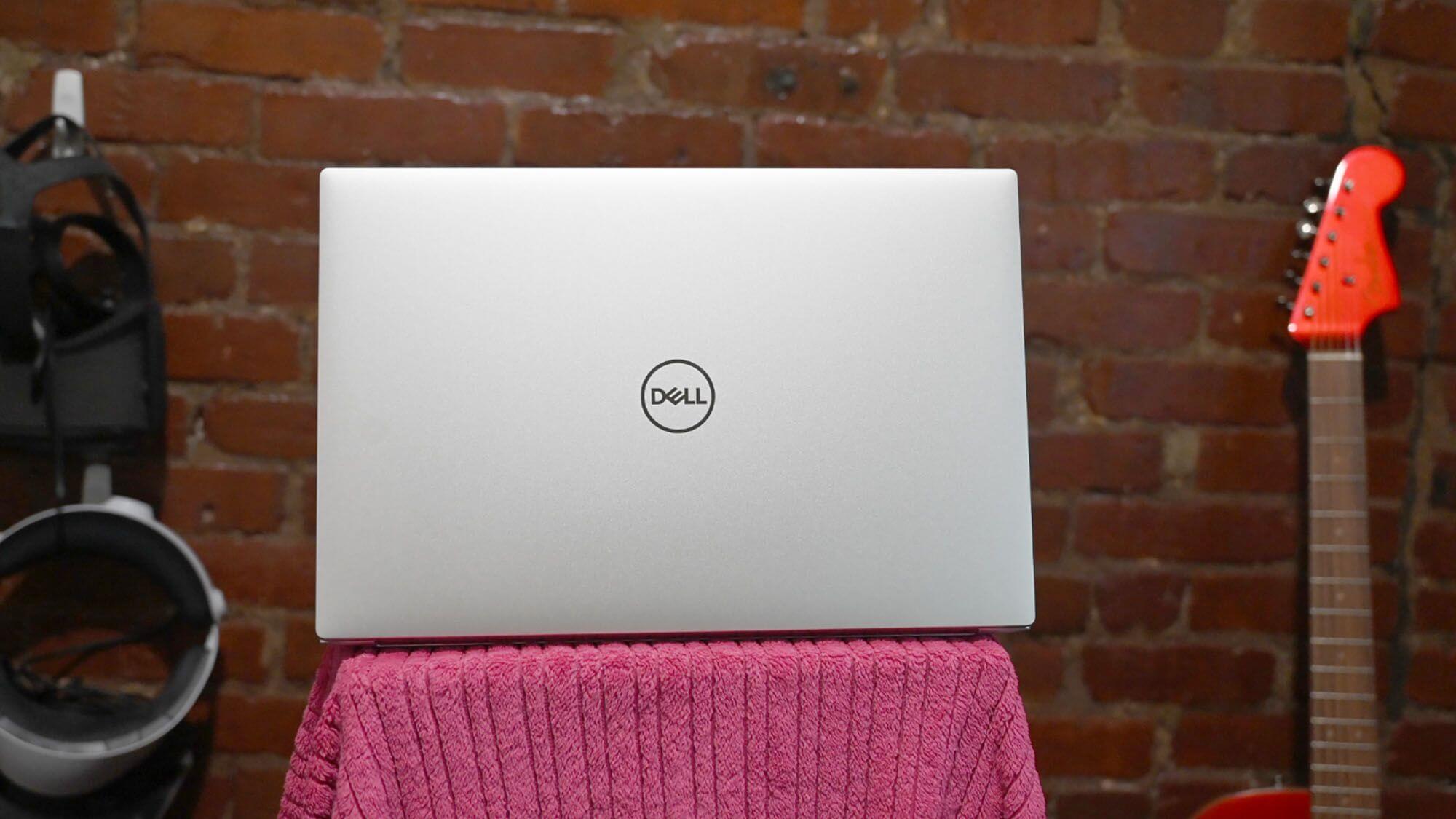 The Ultimate Dell XPS 15 Review: Power and Elegance in a Premium Package Dell XPS 15 on desk