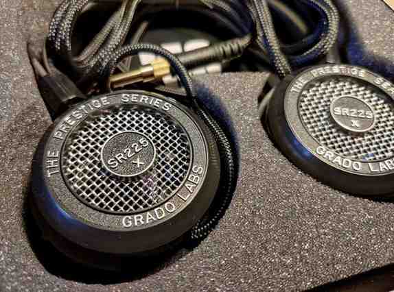 Grado SR225x Side Profile